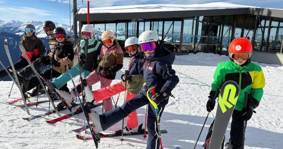 Schüler bei der Bergstation