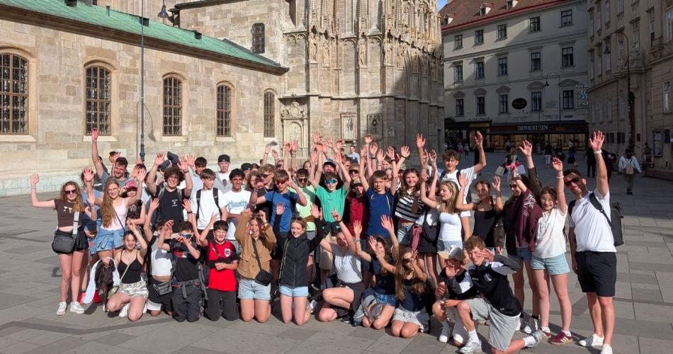 Gruppe vor Dom